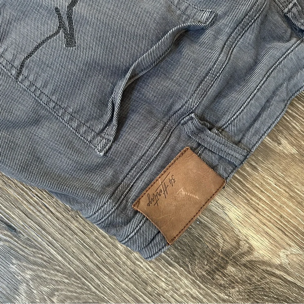 34 Heritage Men's Charcoal Relaxed Jeans 42 x 34